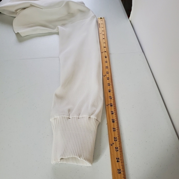 Maniere De Voir Ribbed Underbust Crop Top Size 16 White Long Sleeve Pullover - Picture 8 of 12